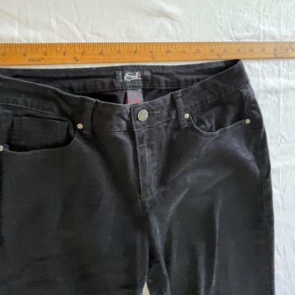 Women's Earl Jeans Black Capri Pants Embroidered Trim Cotton Denim SIZE 12 - Picture 6 of 7